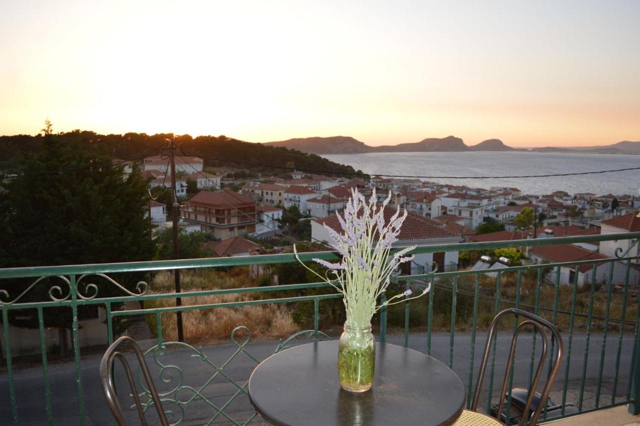Best House, Sea View Ii, Pylos Messinias Exterior photo